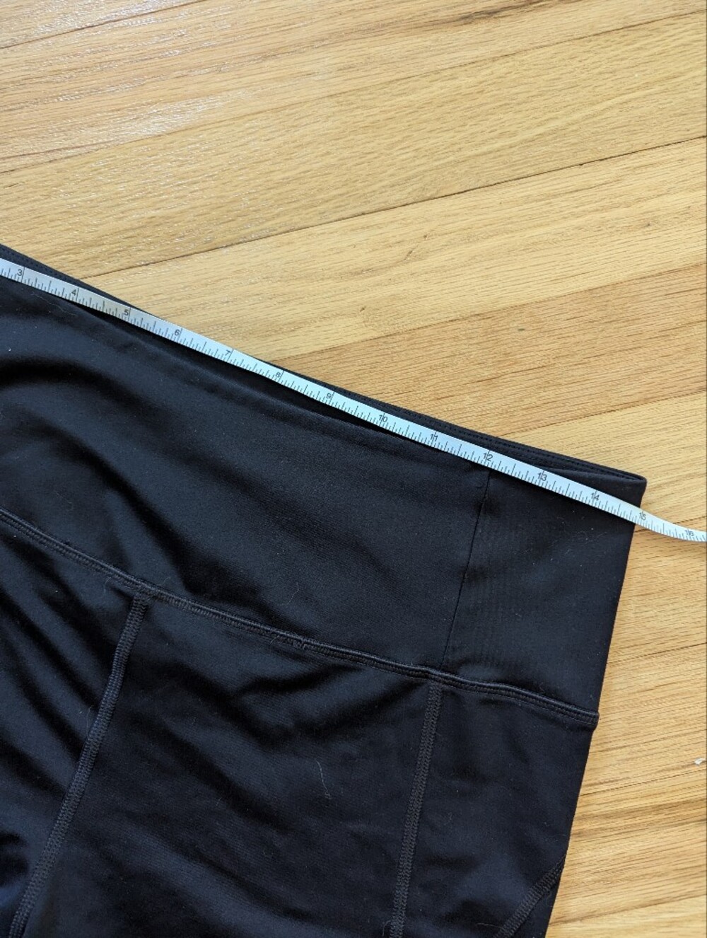 Girlfriend Collective 4.5" Bike Shorts - Picture 6 of 8